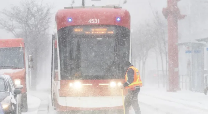 Toronto: Canadian Environment Ministry warns of severe cold temperatures and a snowstorm