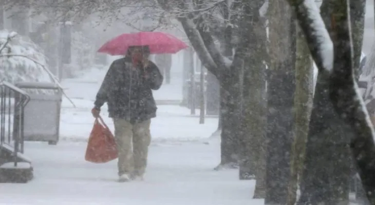 Hundreds of Canadians will spend Christmas without electricity