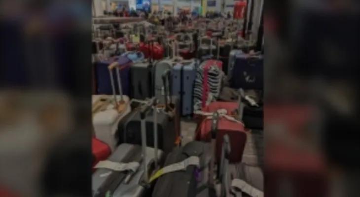 Loss of some travelers' luggage while Pearson Airport struggles to save the situation