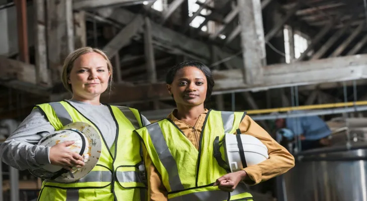 Ontario: The government invests to expand programs that help women acquire skills and find jobs