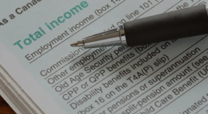 Employees of the Canada Revenue Agency vote by an overwhelming majority in favor of the strike