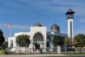 Ontario: Arrest of a man who drove his car towards worshippers and threatened them at the mosque