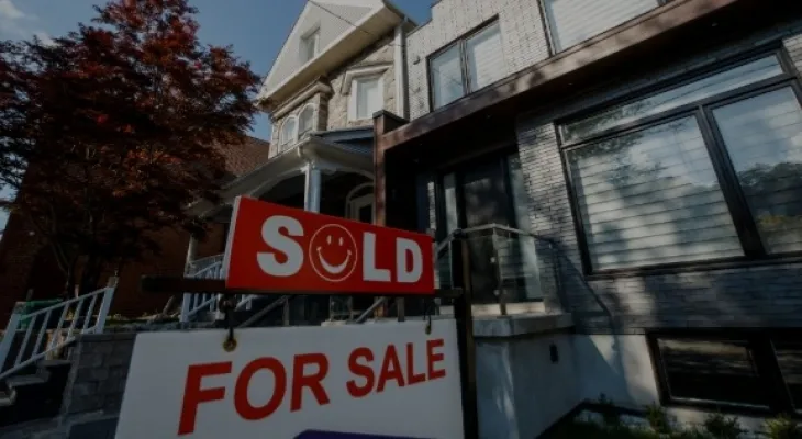 With the Bank of Canada temporarily halting interest rate hikes... mortgage rates creep downward