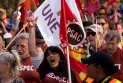155 thousand federal employees start an official strike in Canada