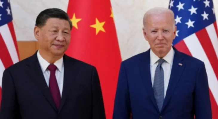 Biden describes the Chinese president as a "dictator"