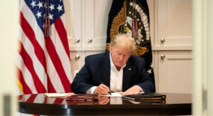 Audio recording about Iran 'incriminates' Trump