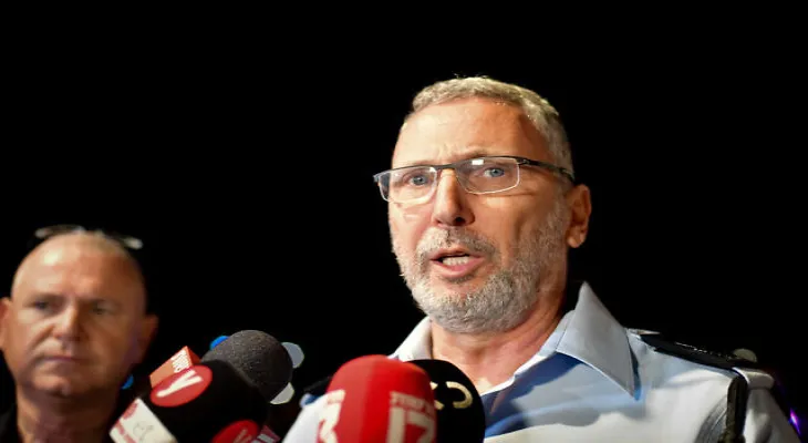 Dismissal of the Tel Aviv police chief from his position due to his solidarity with protesters against the government