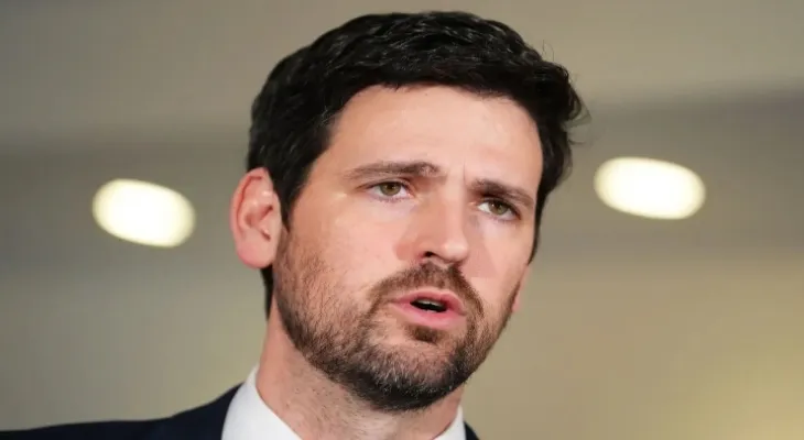 The federal government announces allowing Ukrainians in Canada to apply for permanent residence starting from the fall.