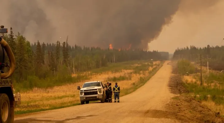 Royal Canadian Mounted Police: Death of helicopter pilot during firefighting in Alberta