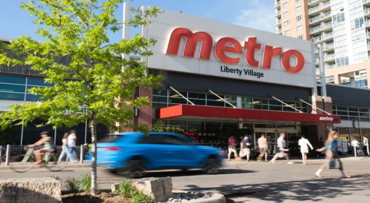 Metro stores donate perishable goods to food banks amid the workers' strike.