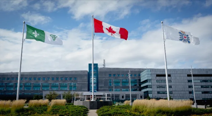 The Canadian Security Intelligence announces job openings in the field of information technology.
