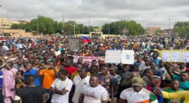 The United States evacuates part of its embassy staff in Niger.