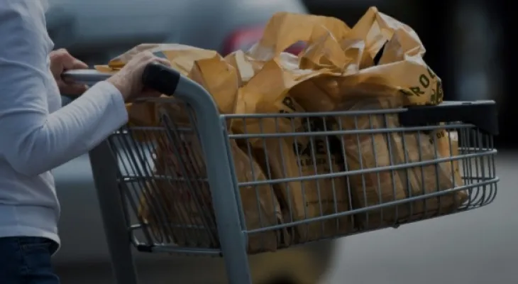 Survey: Canadians are divided on the theft prevention measures taken by retailers