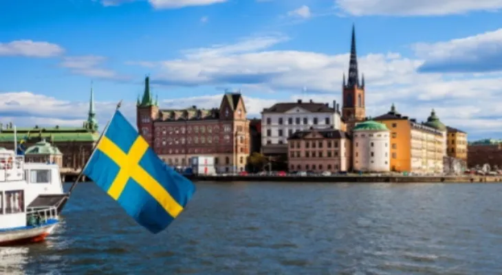 Britain warns of the possibility of "terrorist" attacks in Sweden.