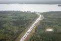 Inciter les résidents restant à Yellowknife à évacuer avant la fermeture des routes en raison de la propagation des incendies de forêt