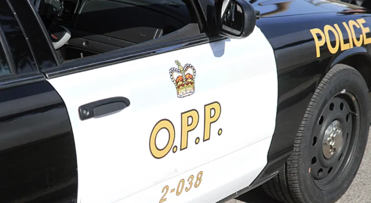 Ontario: The provincial police stop a truck driver due to reckless speeding.