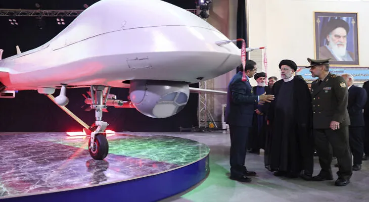 Iran reveals the new version of the drone "Mohajer 10"