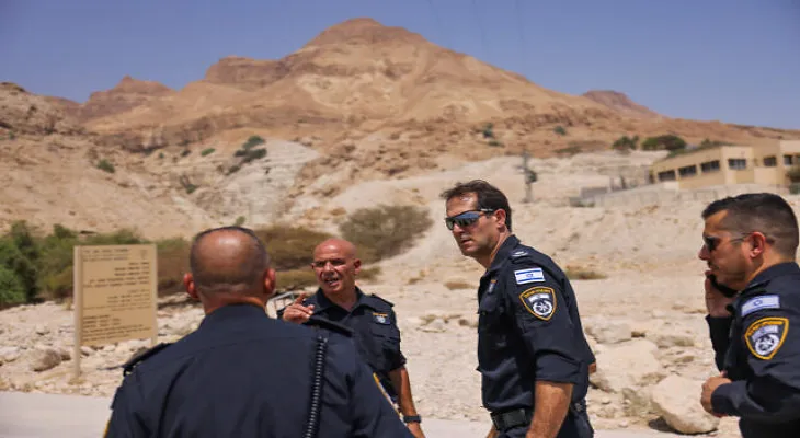 The death of a boy and the injury of 8 people in a rock collapse near the Dead Sea in Israel
