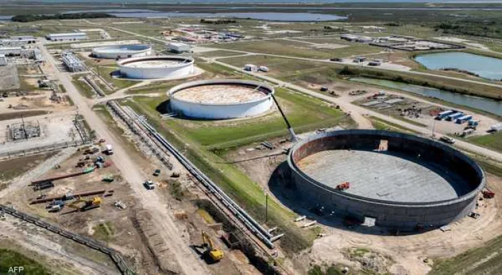 U.S. oil inventories fell more than expected