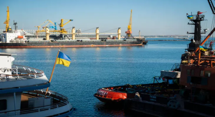 Ukrainian cargo ships challenge the Russian blockade and depart from Black Sea ports