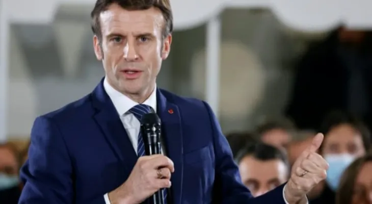 The French president defends the decision to ban the abaya in schools and supports the idea of a uniform dress code...