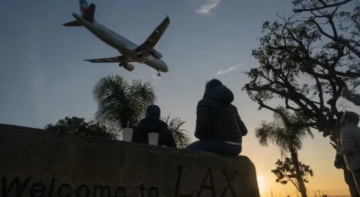 The number of Canadian pilots leaving to work in the United States reaches three times in 2022.