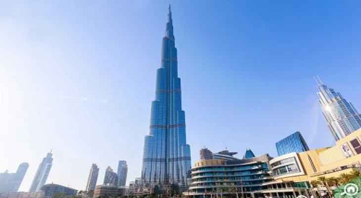 The UAE lights up the Burj Khalifa in the colors of the Libyan flag in solidarity with the Libyan people after the hurricane disaster.