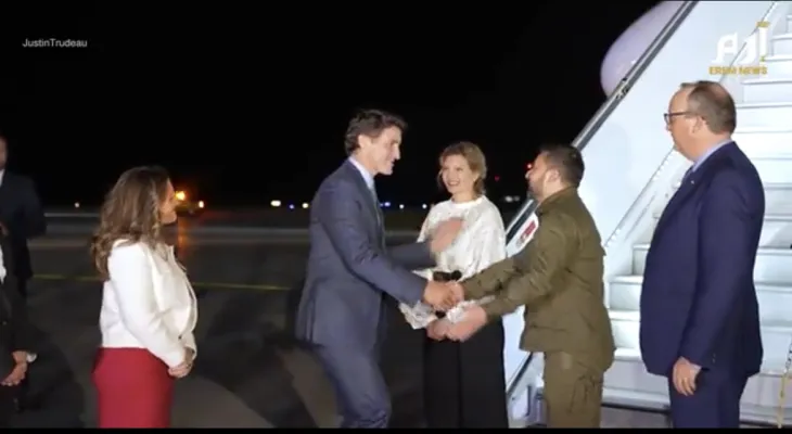 Zelensky arrives in Canada on an unannounced visit, and Trudeau welcomes him at the airport.