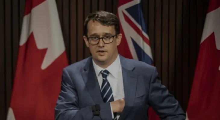 Ontario: Labor Minister Monte McNaughton resigns from his position