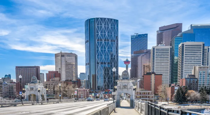 Calgary: Labor shortages lead to a slowdown in housing construction