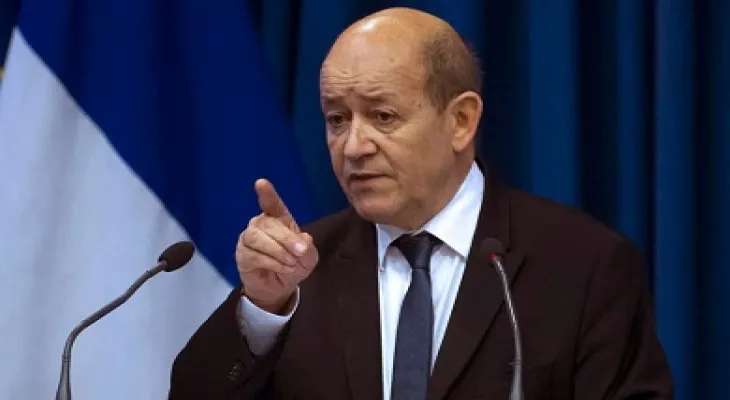 The French envoy to Beirut urges Lebanese officials to find a third option for resolving the presidential crisis.