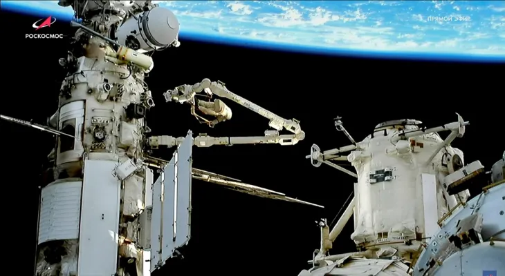 The Russian module at the International Space Station is experiencing a coolant leak.
