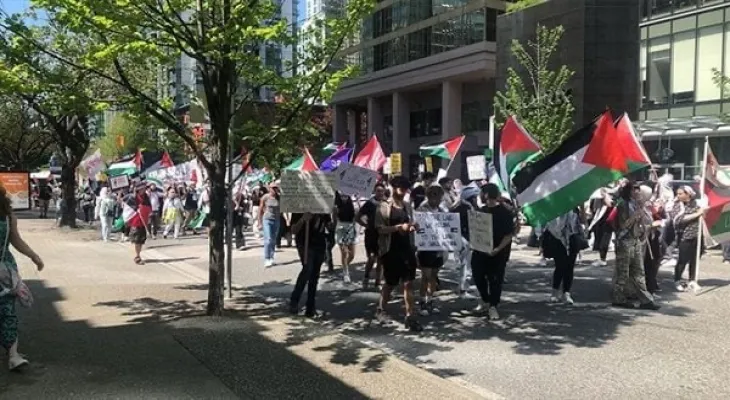 Under the title "Occupation is a crime and resistance is a response," massive demonstrations in several Canadian cities.