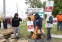 The companies "Unifor and General Motors" are trying to reach an agreement to end the strike.