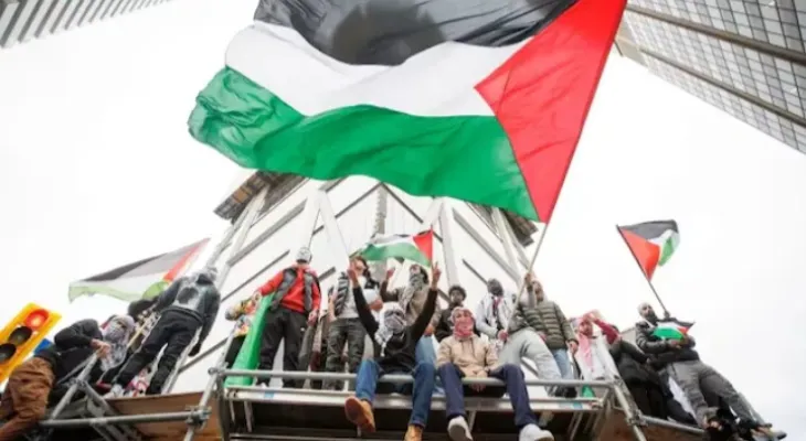 Ottawa says it will ensure that Canadian aid does not reach Hamas.