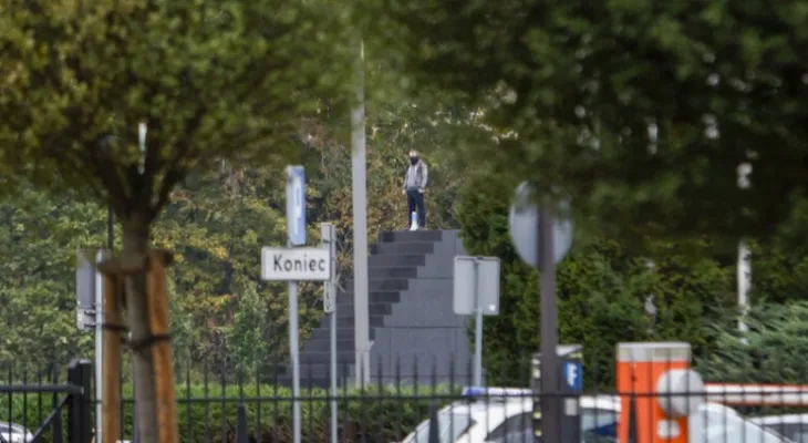 Poland: Unknown person threatens to blow himself up in the middle of Warsaw