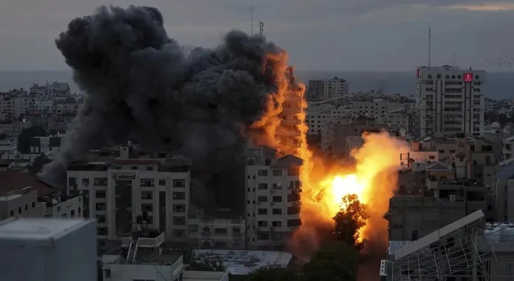 The complete surrender and the release of all hostages is an Israeli condition to cancel the ground invasion of the Gaza Strip.