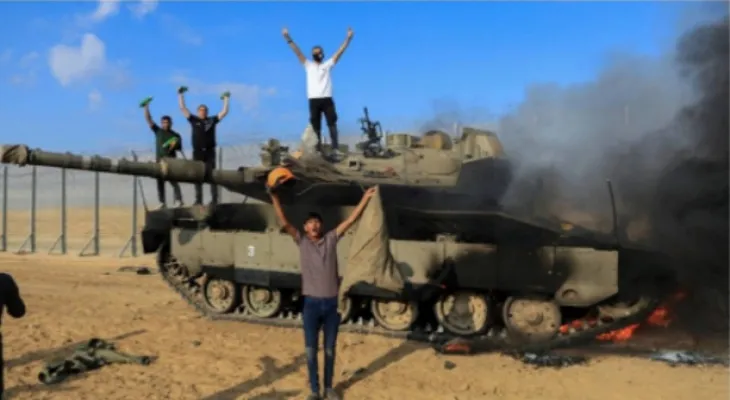 Hezbollah attacks a tank in the Avvivim barracks with guided missiles.