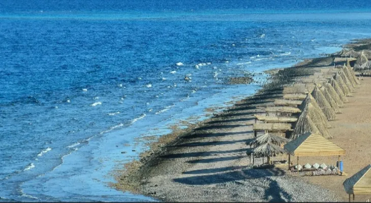 Egypt: 500 tourists left the country immediately after the Taba resort missile incident.