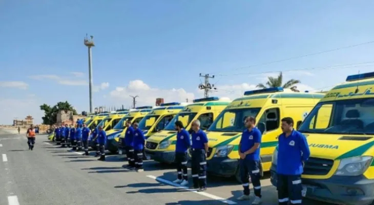 Egyptian ambulances cross Rafah to transport injured Palestinians