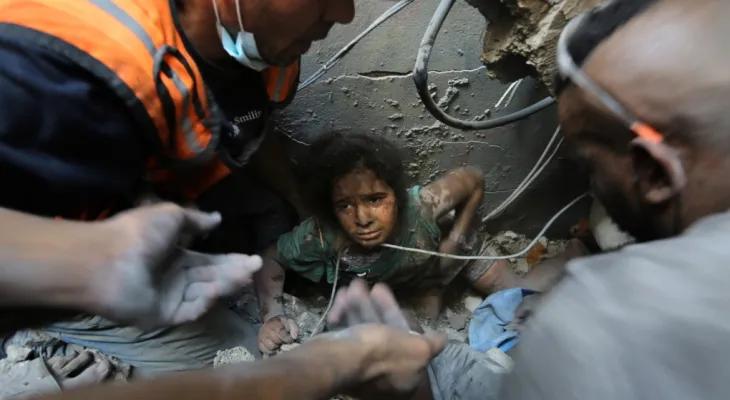 A Palestinian Canadian urges a ceasefire while his wife and children remain trapped in Gaza