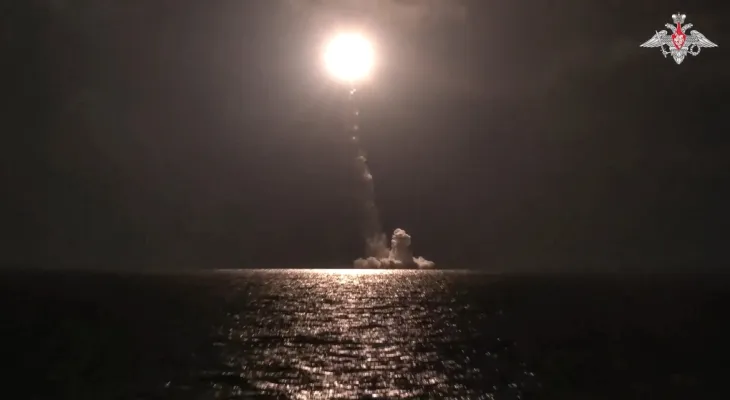 Russia announces the test launch of an intercontinental ballistic missile from a new nuclear submarine