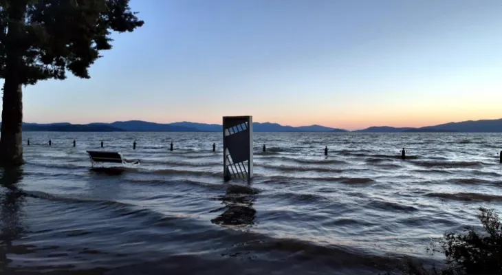 Turkey closes the Dardanelles Strait due to bad weather conditions...
