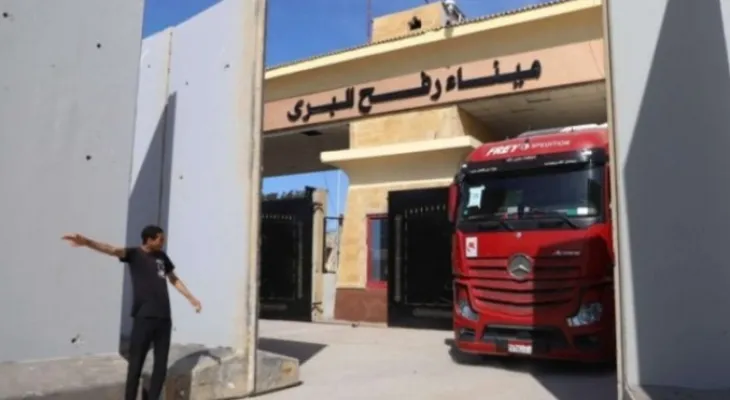 Entry of the first fuel truck into Gaza...
