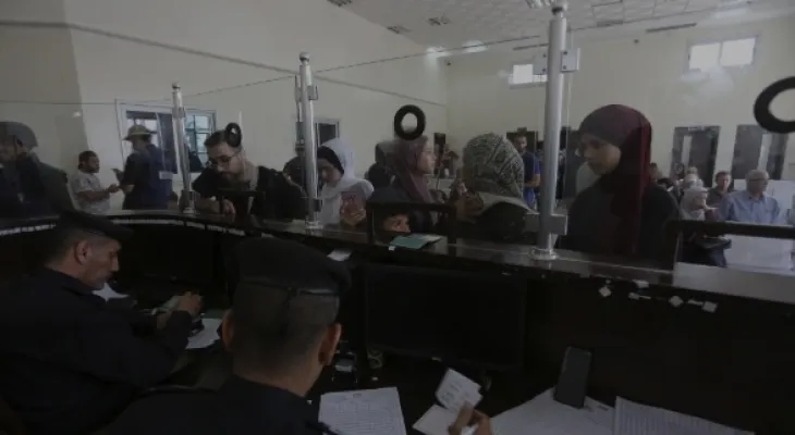 The Gaza Crossings and Borders Authority publishes the names of 600 people holding foreign nationalities who will leave Gaza today...