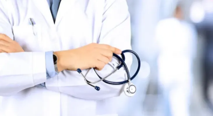 The College of Family Physicians halts its plan to increase the family physician training duration from two years to three...