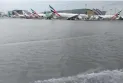 Les fortes pluies perturbent certains vols à l'aéroport principal de Dubaï