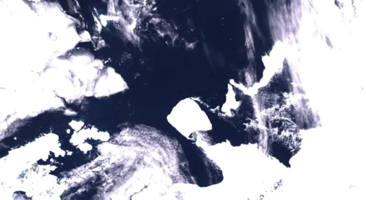 The world's largest iceberg breaks off and heads toward the Southern Ocean