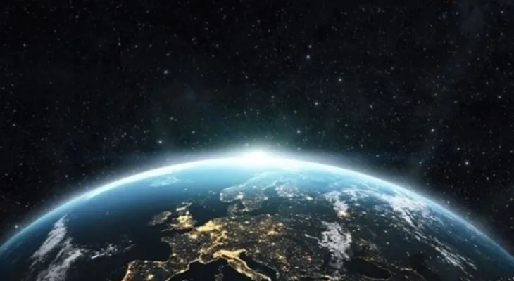 A strong magnetic storm hits the Earth today...