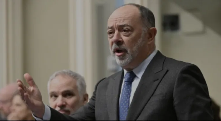 Quebec: Passing the healthcare sector reform bill after the government activated the lockdown